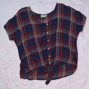 Short sleeve button up tie shirt